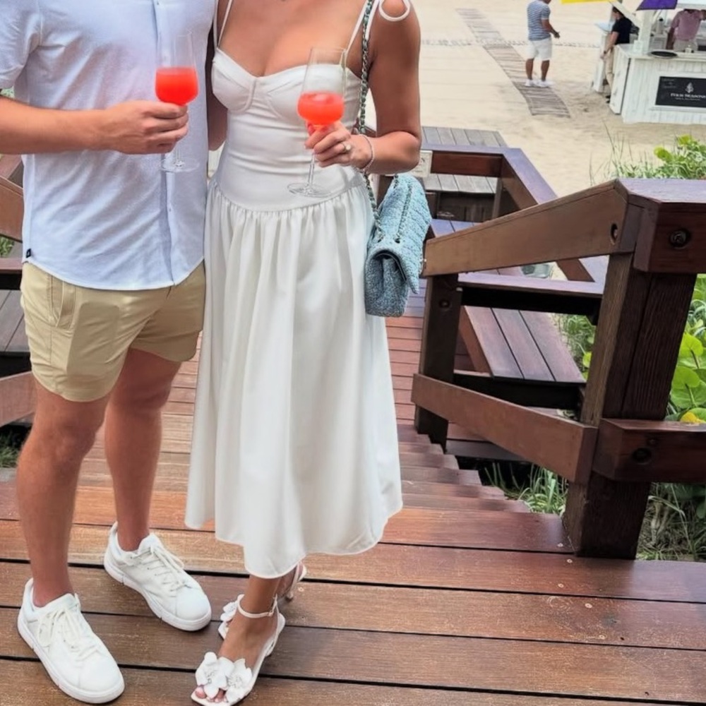Revolve LWD - Picture 3 of 3
